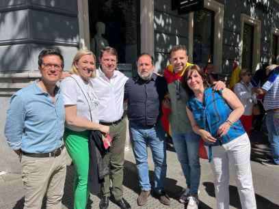 El PP de Soria se manifiesta en Madrid contra el "muro" de Sánchez