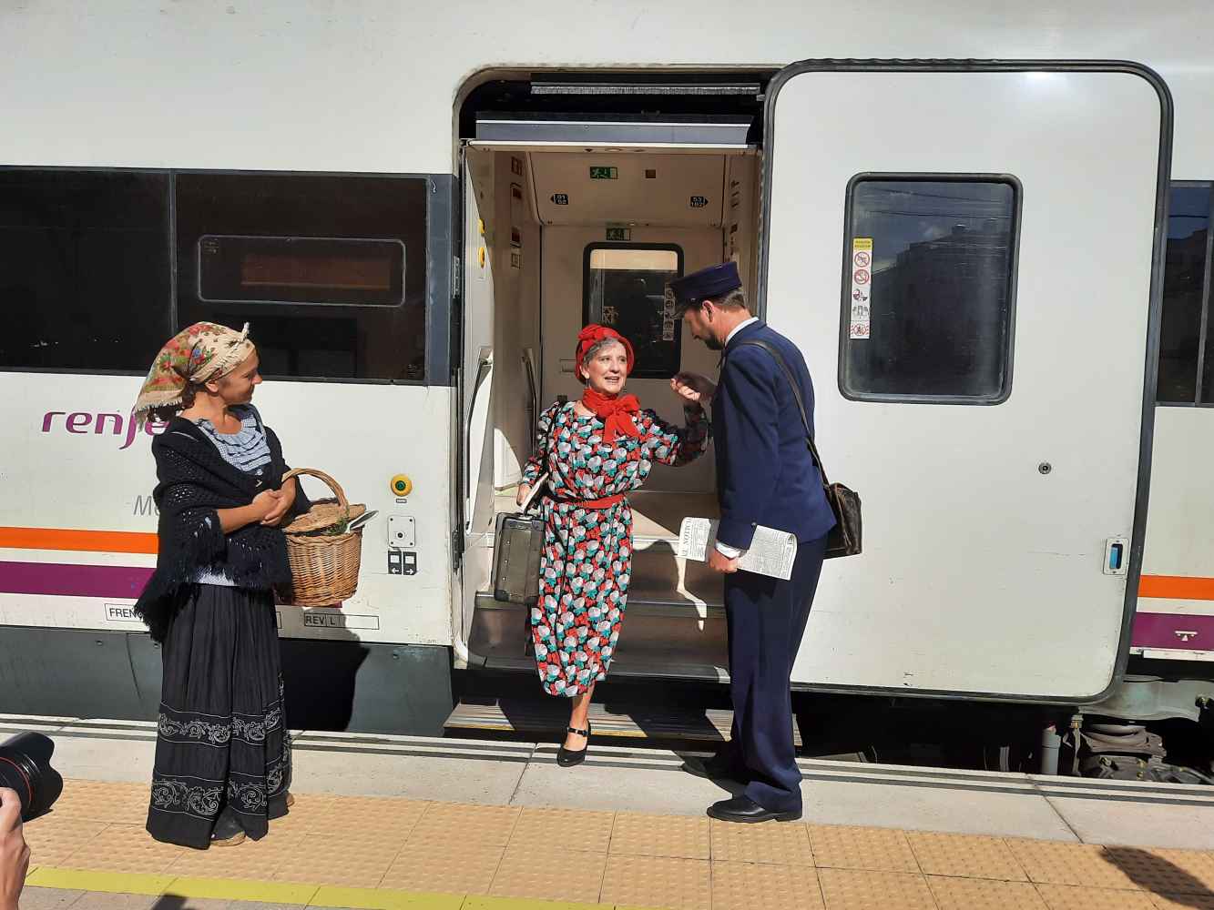 Nueva temporada del tren turístico Campos de Castilla Nueva temporada del tren turístico Campos de Castilla