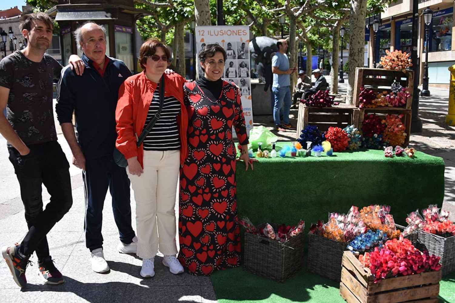 Rosas sanjuaneras perfumadas para colaborar con ASPACE Soria