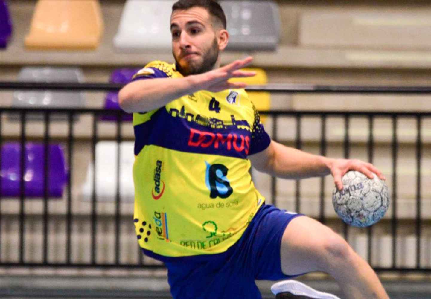 Dani Vallejo continuará en Balonmano Soria