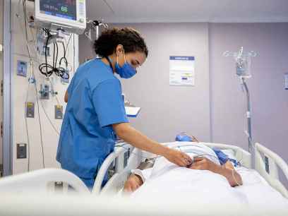 SATSE pide al SACyL que agilice resolución de "obsoletas" bolsas de empleo de enfermeras