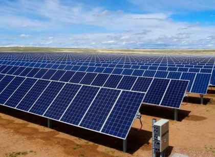 Los parques fotovoltaicos ocupan el 0,2 por ciento de superficie agraria útil, según MAPA