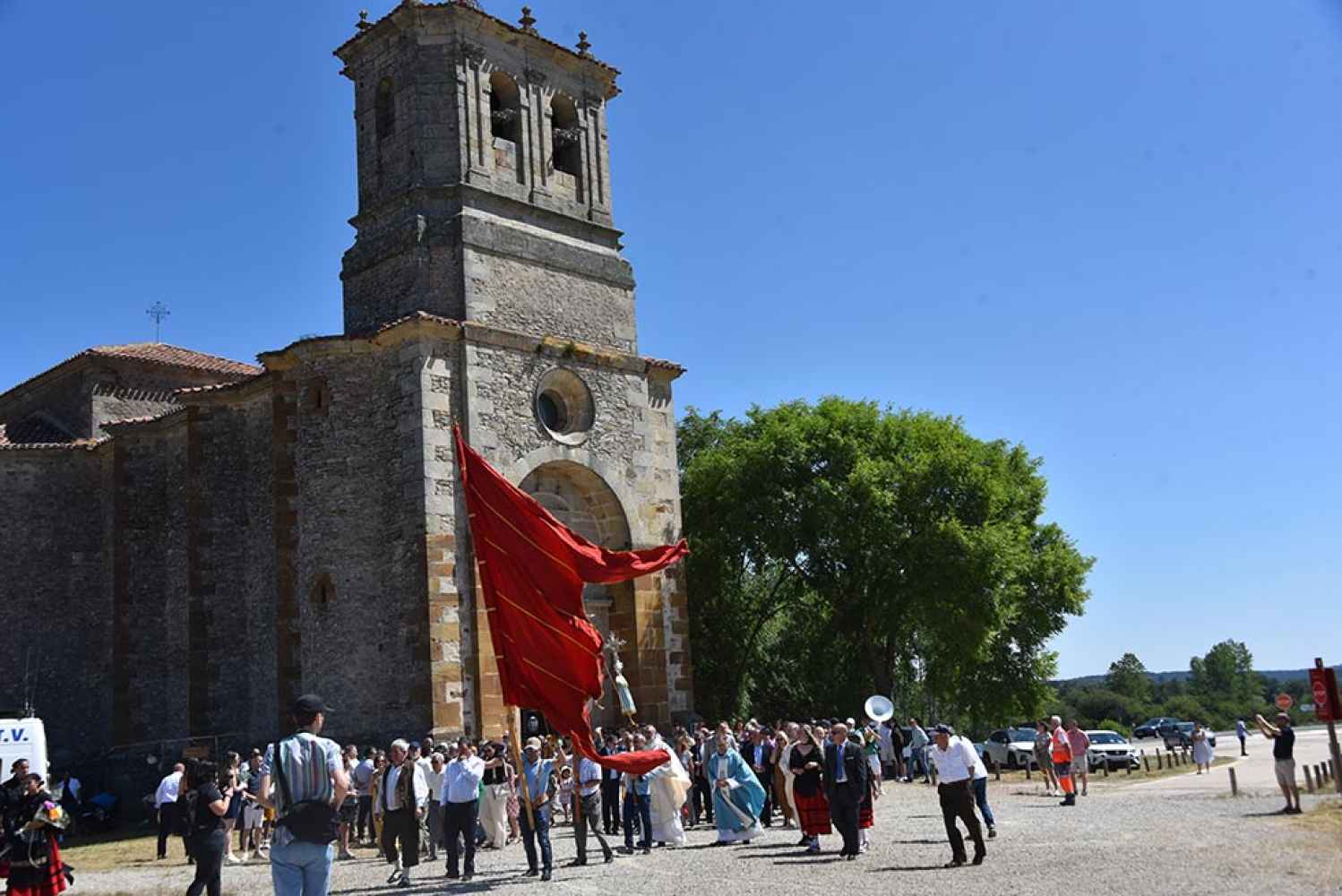 Cabrejas del Pinar: romería de La Blanca (I) - fotos