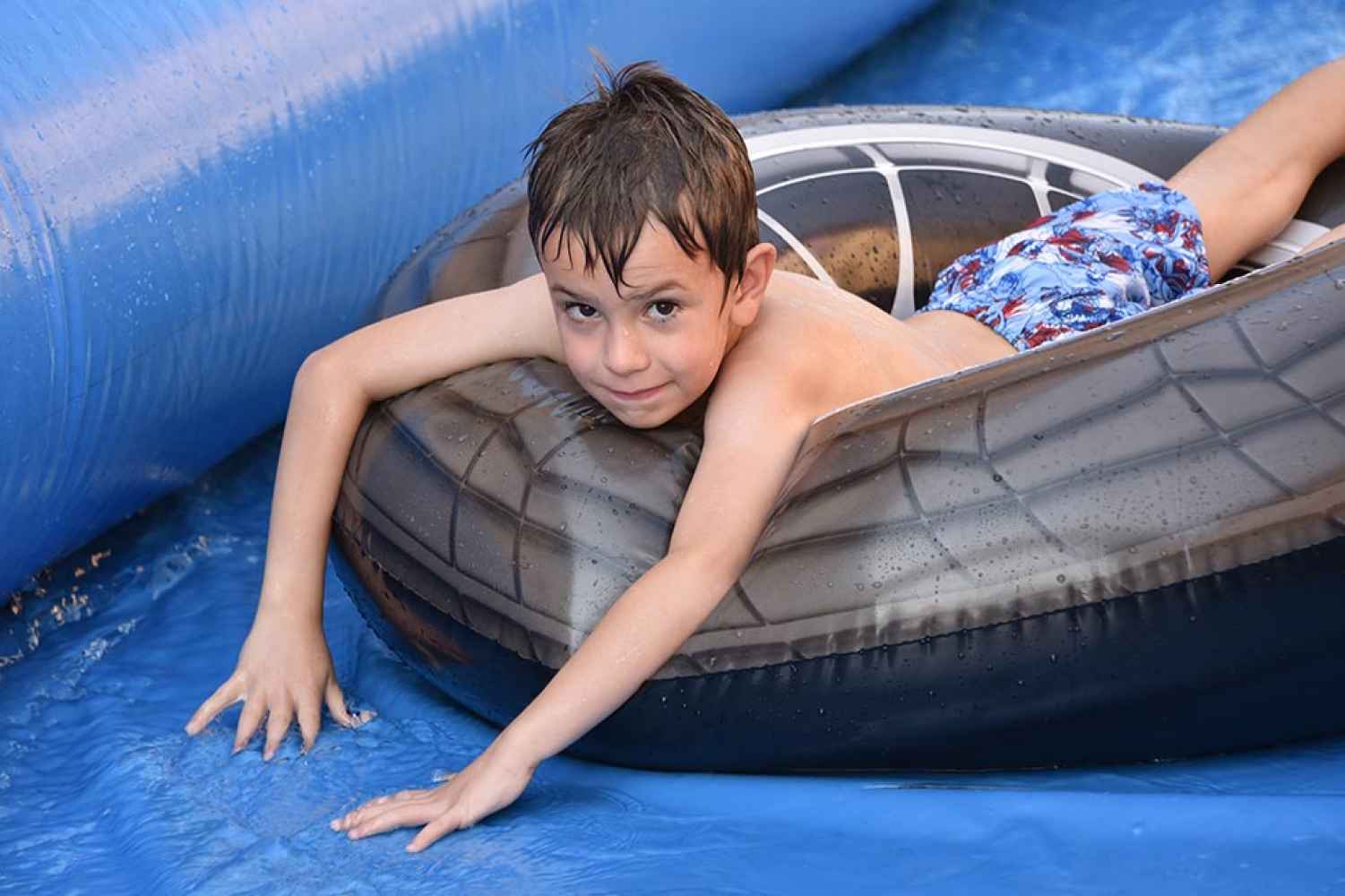 Garray en fiestas: tobogán acuático - fotos