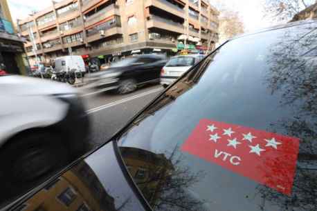 TRIBUNA / Los taxis, las VTC y competencias