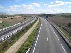 Fallece motorista en accidente en A-6, en Ataquines Fallece motorista en accidente en A-6, en Ataquines