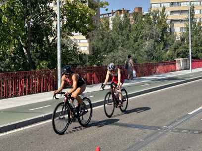 Marina Muñoz gana el Triatlón de Valladolid