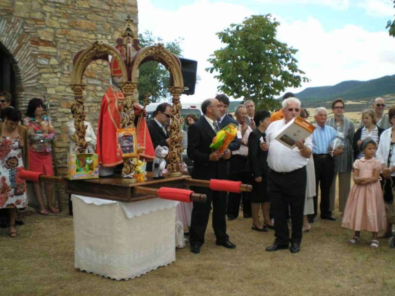 Programa de las fiestas patronales de Fuentrestún Programa de las fiestas patronales de Fuentrestún
