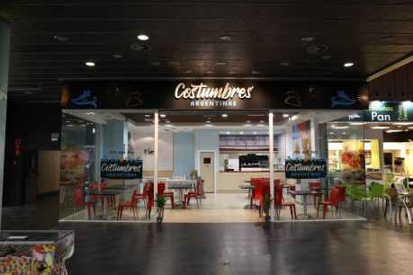 "Costumbres Argentinas", nuevo restaurante en centro comercial Camaretas