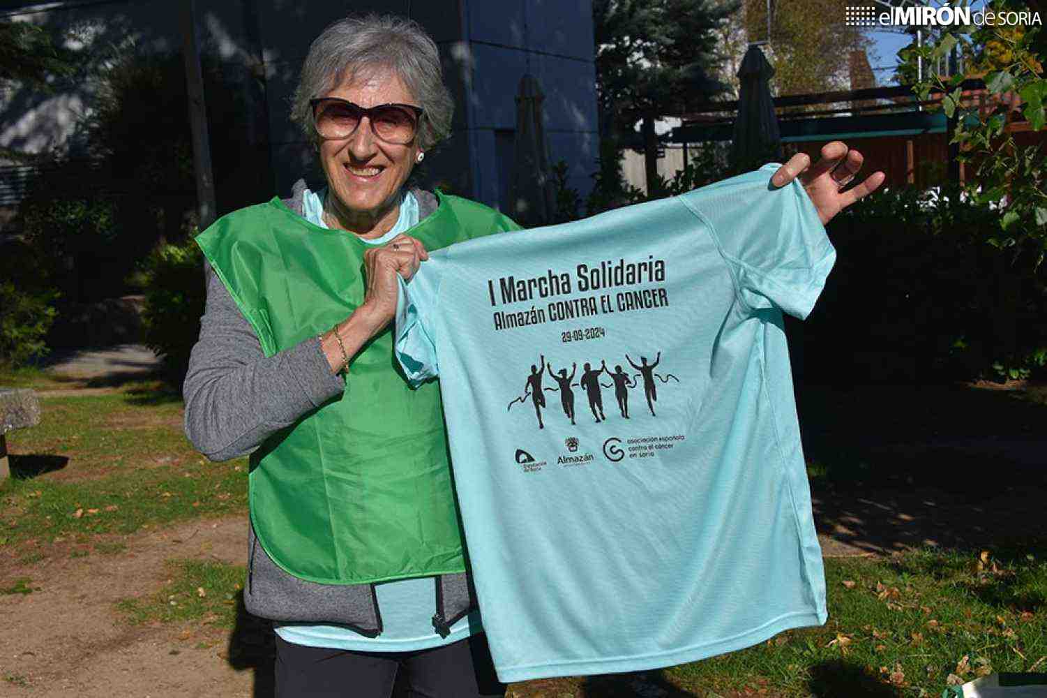 Almazán camina contra el cáncer en primera marcha solidaria