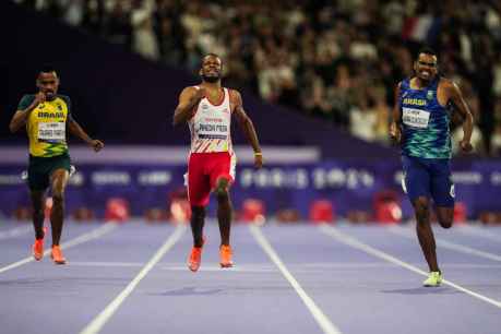 La Junta premia a David José Pineda por su plata en Juegos Paralímpicos de París