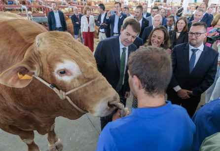 La Junta destina más de 1.500 millones al sector "estratégico" de la agricultura y ganadería