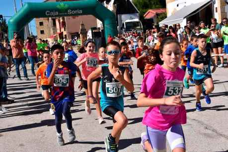 Los más pequeños participan en carrera popular de Golmayo