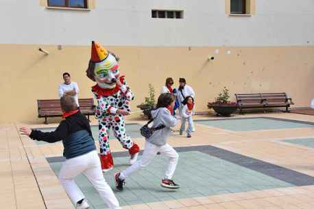 Comparsa de cabezudos en las fiestas de Ólvega