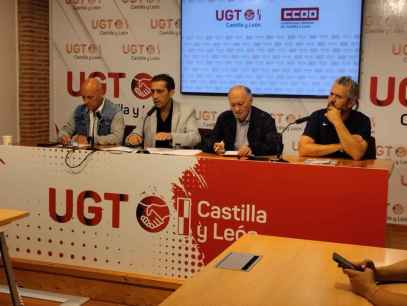 CC.OO. y UGT inician concentraciones para reducción de jornada laboral