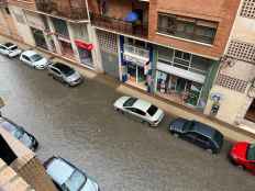 Los bomberos intervienen por balsas en la ciudad, tras tormenta