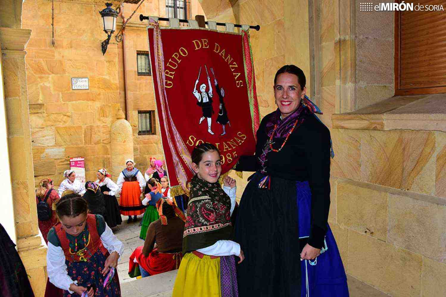 Curso para que los niños aprendan a bailar danzas sorianas