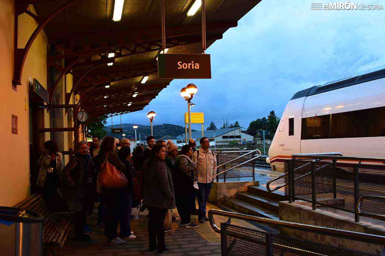 Renfe sube a autobús a usuarios de Soria-Madrid por obras en corredor del Henares