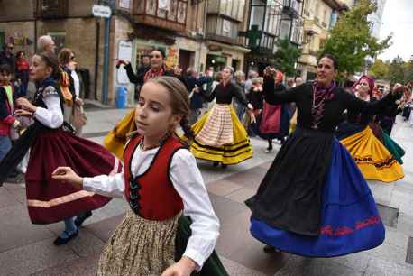 Desfile en fotos del XXVII Festival de Música y Danza Tradicional de SOria