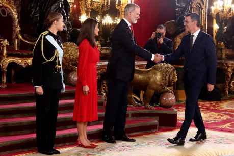 Un Día de la Fiesta Nacional marcado por la lluvia y el caso "Koldo"