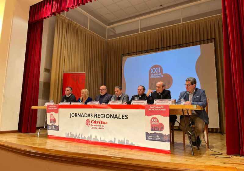 Cáritas regional se reúne en el Seminario para reflexionar sobre las migraciones 