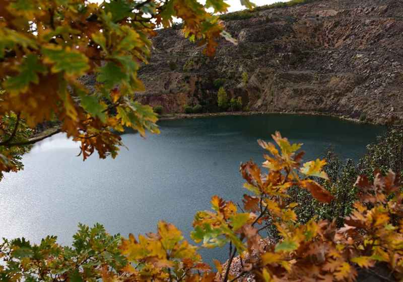 Borobia enseña, en fotos, la ruta de la mina Gandalia