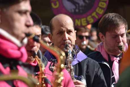 San Esteban de Gormaz disfruta con su concentración de charangas