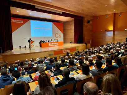 Ciudadanos apela a unidad para evitar regresar al "bipartidismo de peleas"