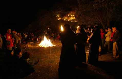 Las Cuevas de Soria se prepara para su Paso del Fuego