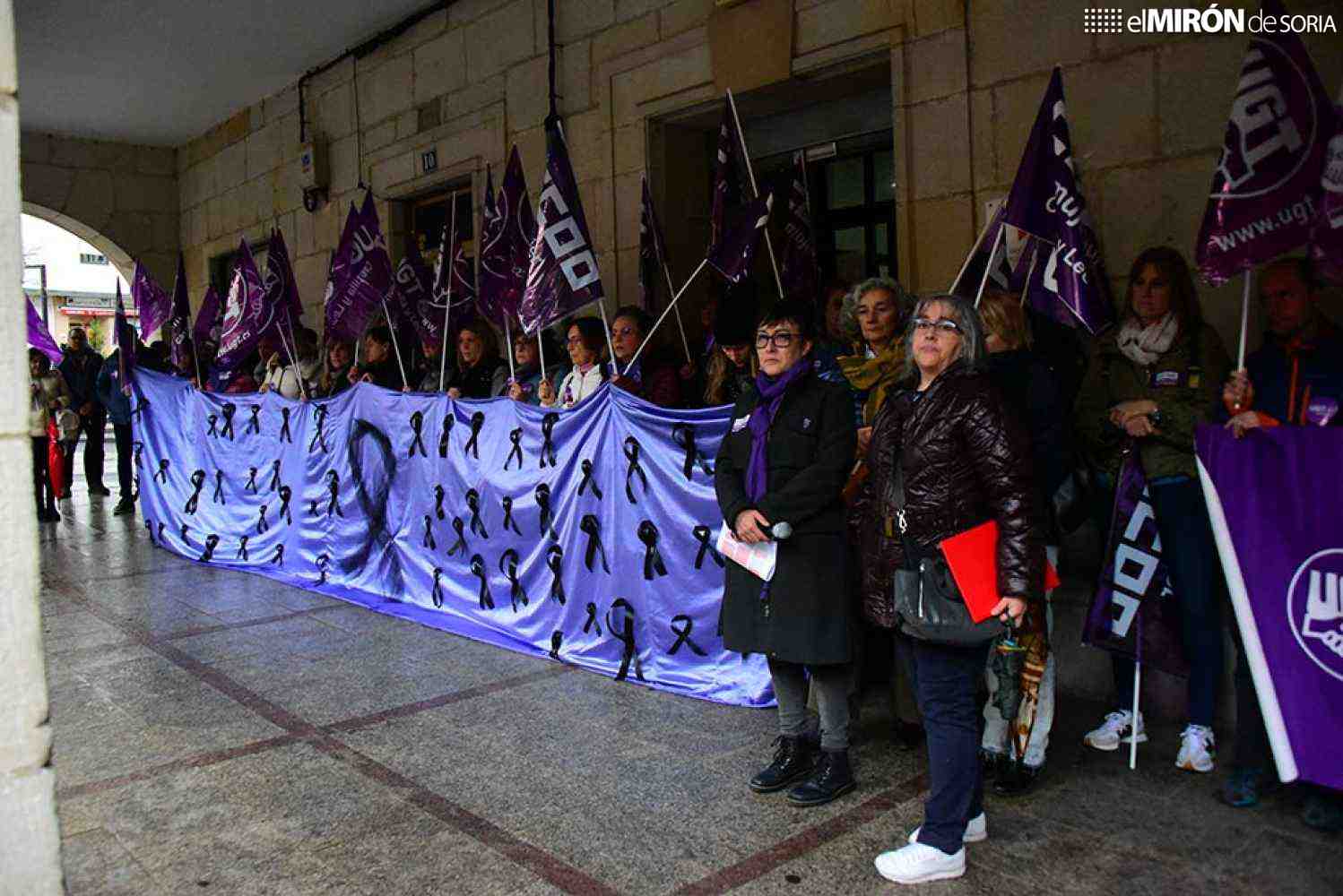 CC.OO. y UGT se concentran por un futuro sin violencias machistas para las mujeres