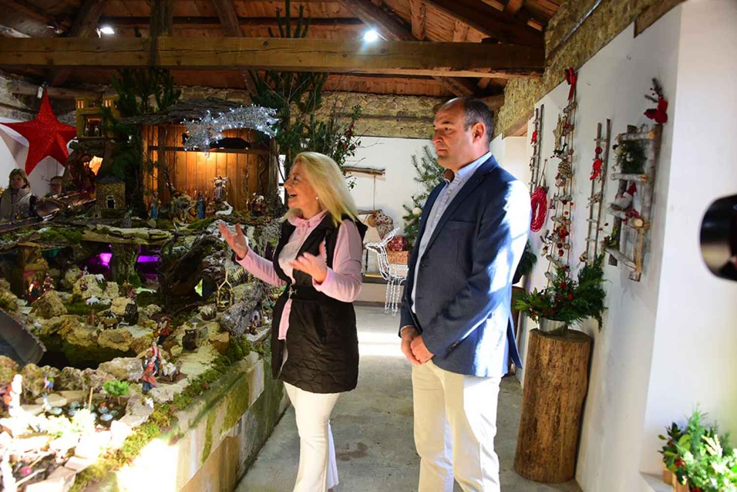 Almarza inaugura su ruta de los belenes