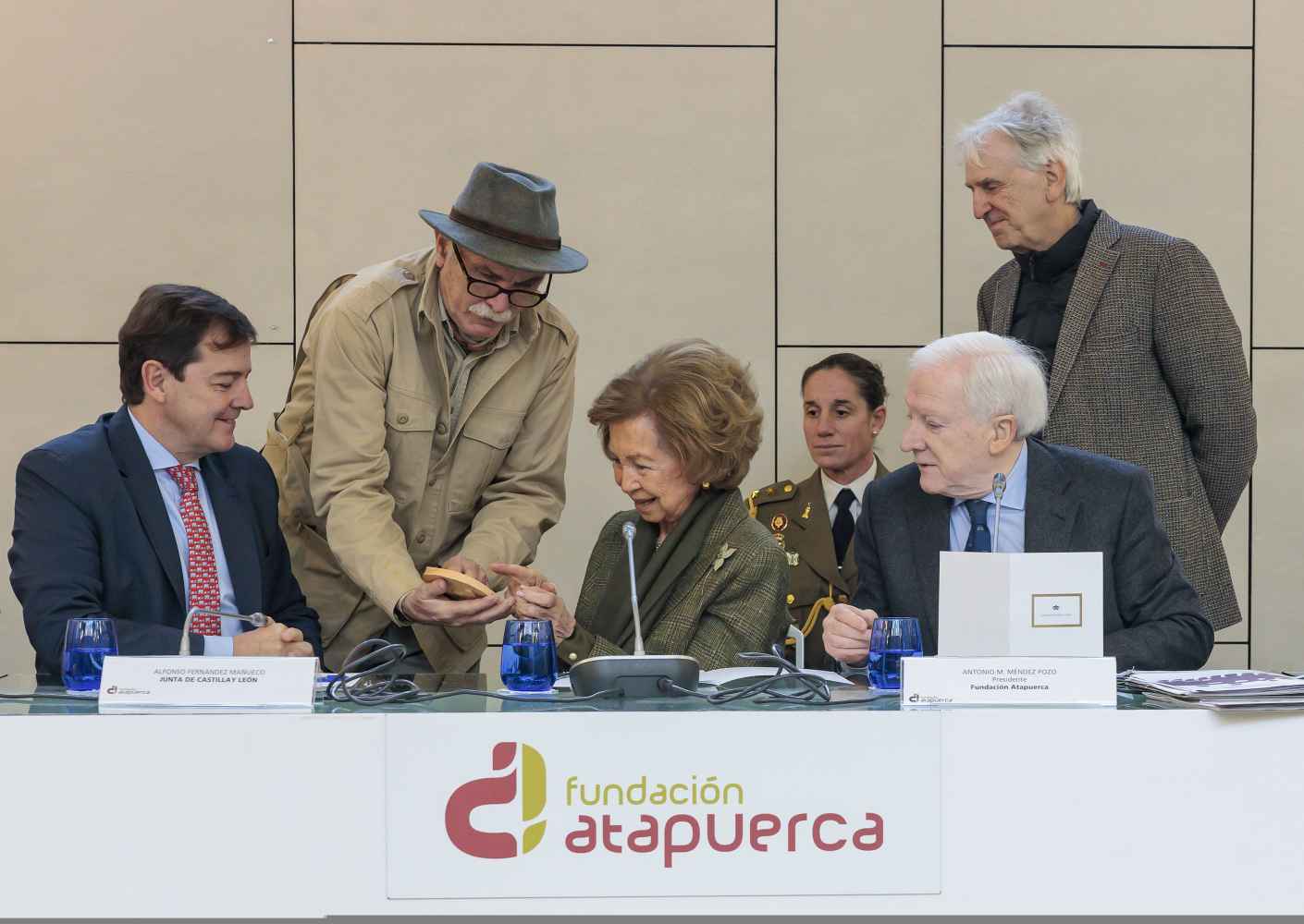 Mañueco anuncia refuerzo económico para apoyar al Sistema Atapuerca Mañueco anuncia refuerzo económico para apoyar al Sistema Atapuerca