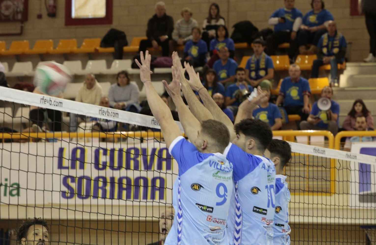 Zaragoza acogerá en febrero la Copa de SM El Rey de Voleibol Zaragoza acogerá en febrero la Copa de SM El Rey de Voleibol