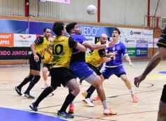 Balonmano Soria regresa más líder de tierras asturianas