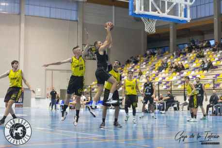 El CSB logra ante Club Baloncesto Palencia su quinto triunfo de la temporada