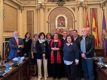 Diputación homenajea a 21 trabajadores que acceden a jubilación en 2024