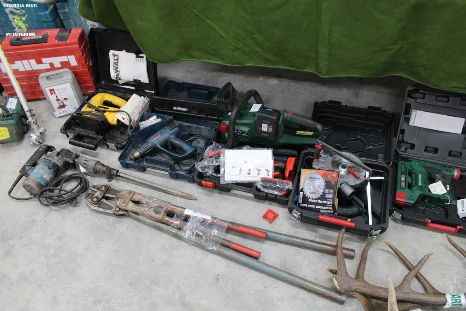 Detenidas dos personas por robos con fuerza en comarca de Tierras Altas Detenidas dos personas por robos con fuerza en comarca de Tierras Altas