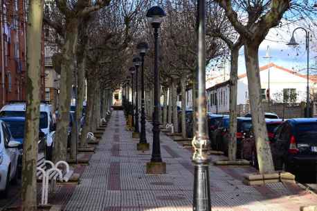 La barriada de Yagüe pide arreglar su boulevard 