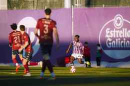 El Pontevedra mantiene liderato tras empate contra filial del Valladolid