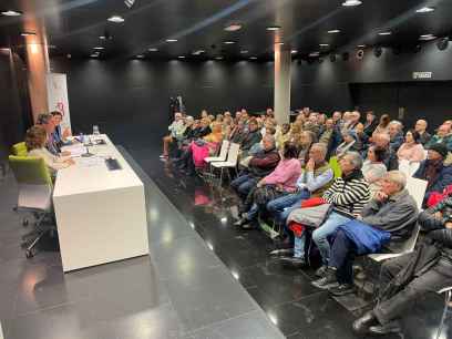 Marichalar presenta en Burgos la declaración para la regeneración política de España Marichalar presenta en Burgos la declaración para la regeneración política de España