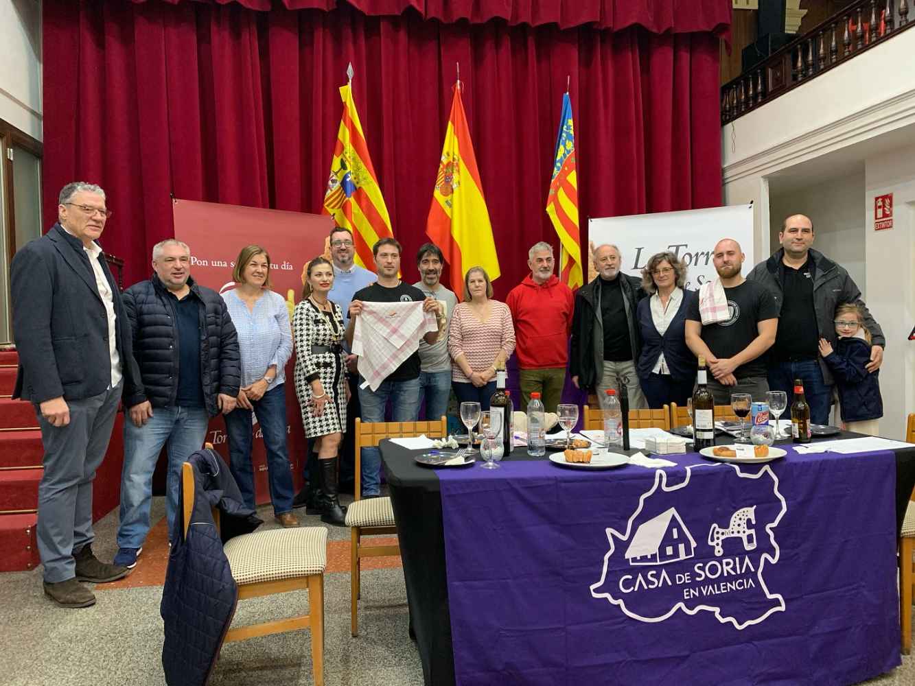 Valencia elige a finalistas de concurso "El Mejor Torrezno del Mundo" Valencia elige a finalistas de concurso "El Mejor Torrezno del Mundo"