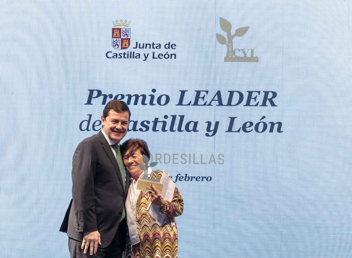 Mañueco compromete más apoyo al medio rural a través del Programa LEADER Mañueco compromete más apoyo al medio rural a través del Programa LEADER