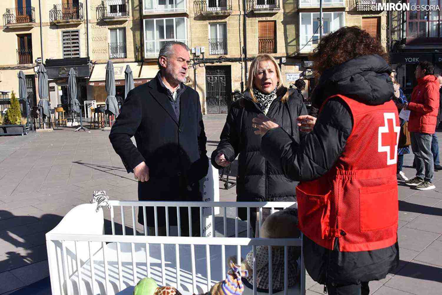 Junta y Cruz Roja fomentan acogimiento familiar en Soria