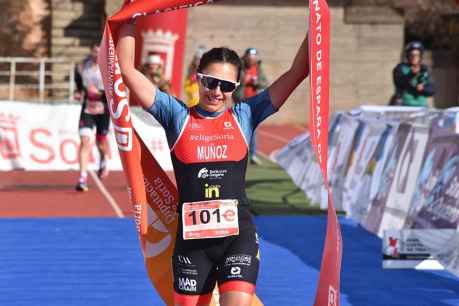 Marina Muñoz se exhibe en Duatlón de Soria