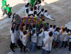 Los niños del colegio abren el carnaval de El Burgo de Osma 