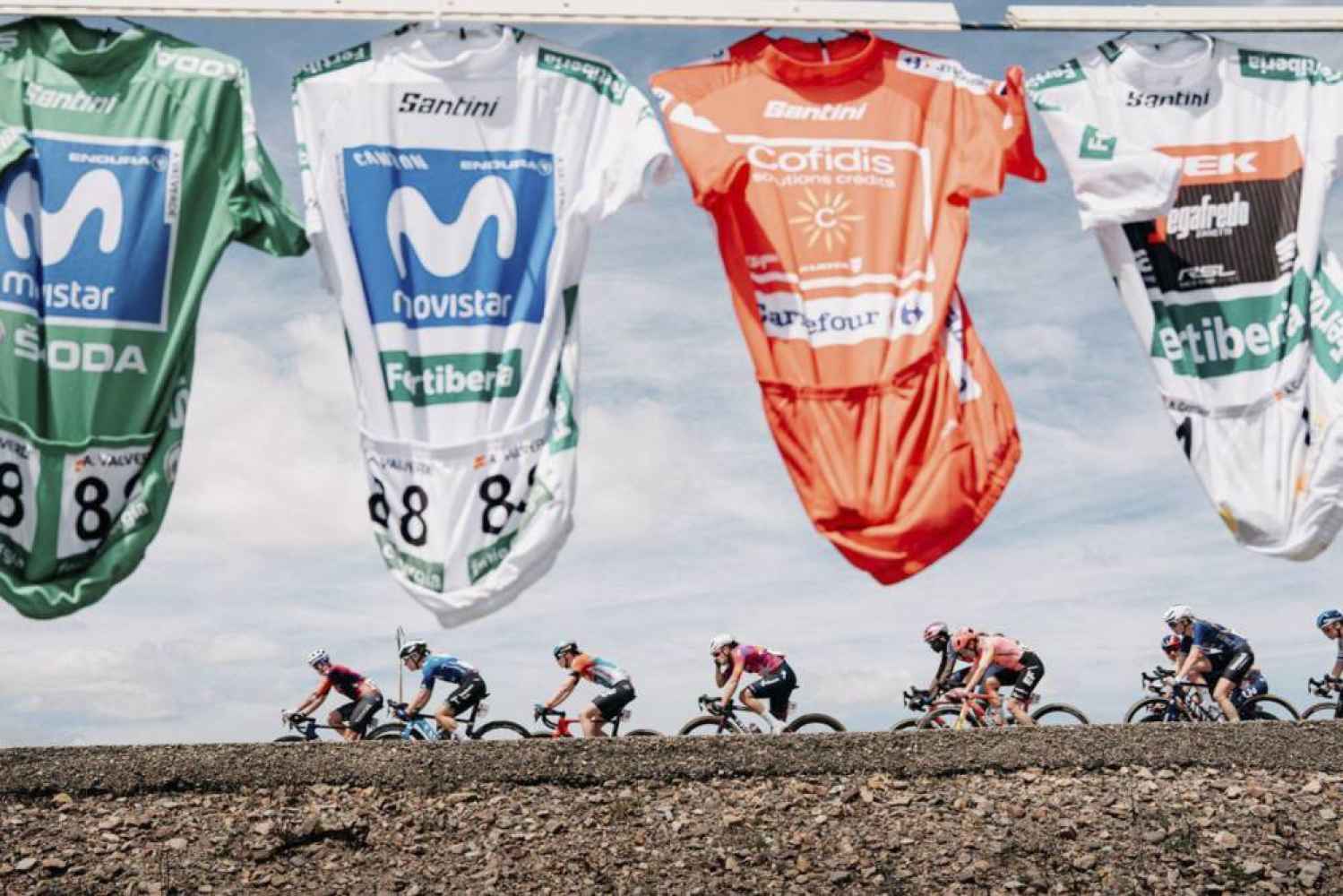 Golmayo, salida de una de las etapas de Vuelta Femenina Golmayo, salida de una de las etapas de Vuelta Femenina