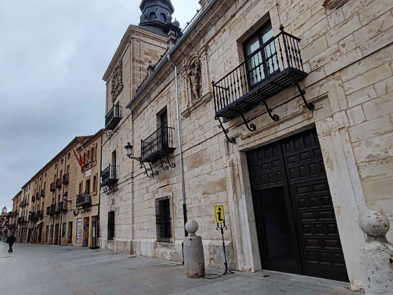 El Burgo rubrica convenio con la Asociación de Profesionales del Turismo El Burgo rubrica convenio con la Asociación de Profesionales del Turismo