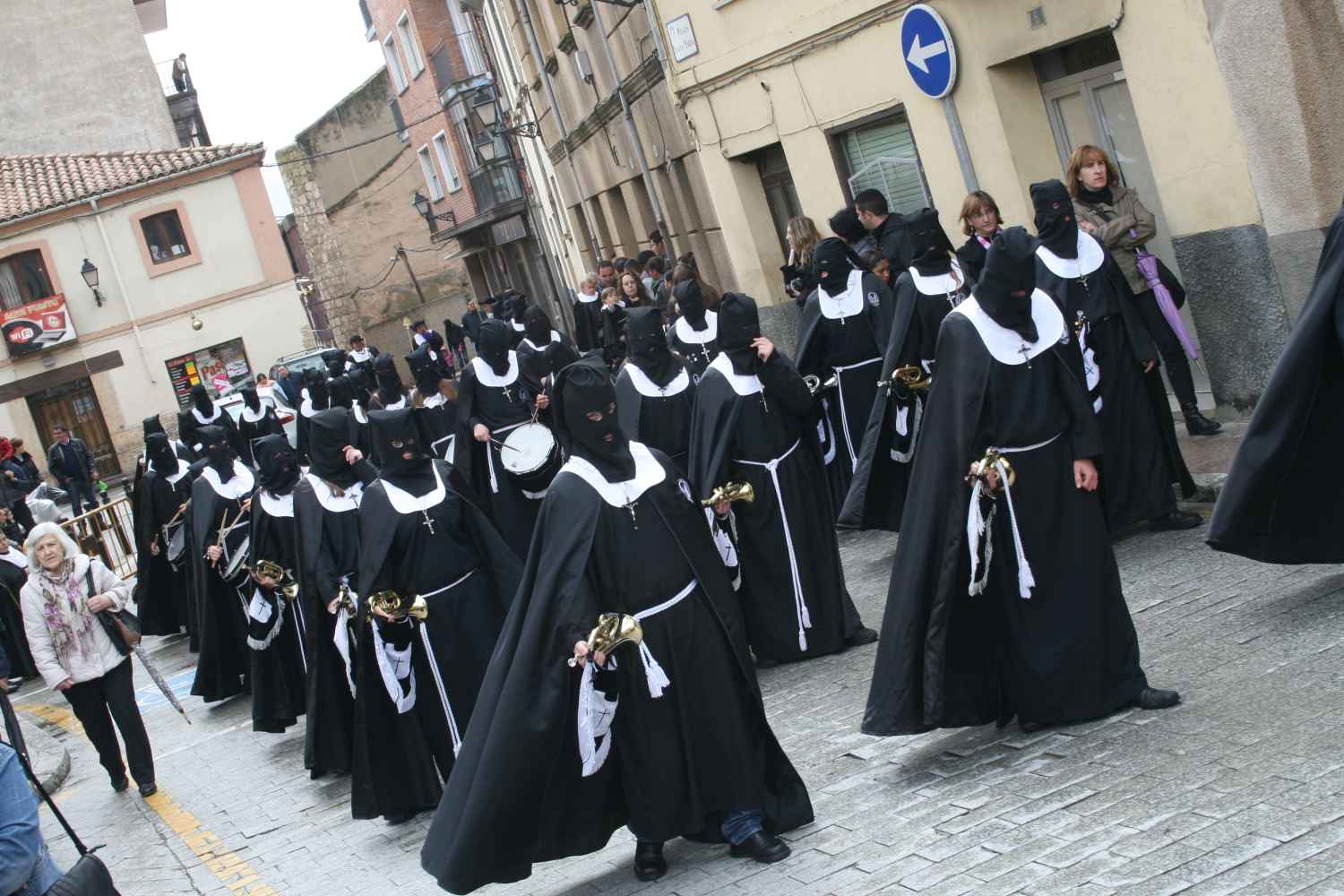 Las cofradías de Almazán perfilan el programa para la Semana Santa 2025 Las cofradías de Almazán perfilan el programa para la Semana Santa 2025
