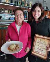 Julia Medrano vuelve a reinar en Concurso de Pinchos y Tapas Medievales de Almazán