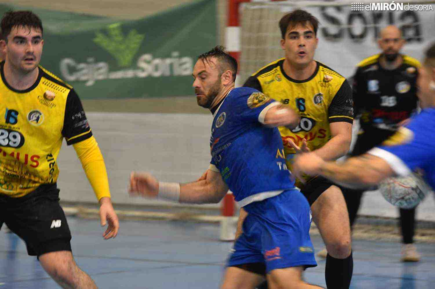 El Club BalonmanO Soria confirma salida de Iván Penedo y Allan Magno